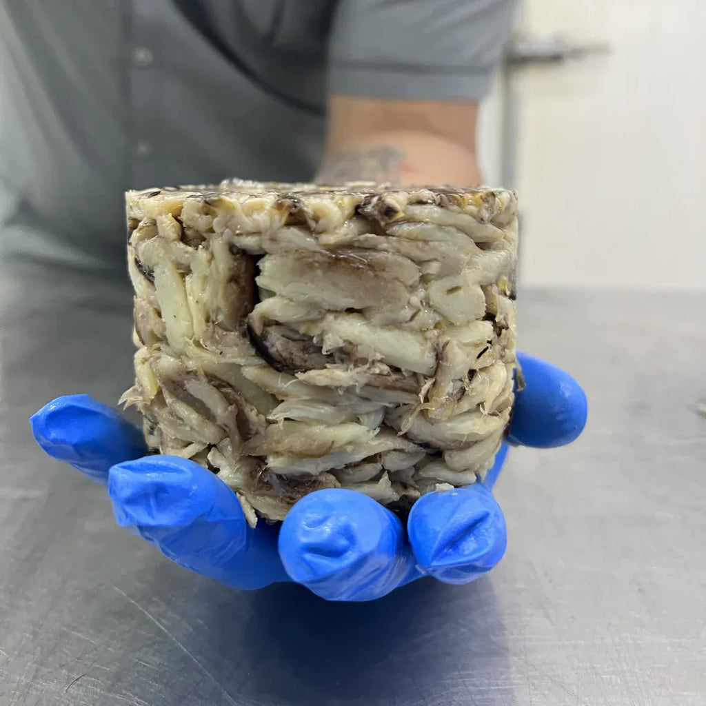 Grader's Reserve Blue Crab Super Claw | Price per 454 grams - AguaSalada.US