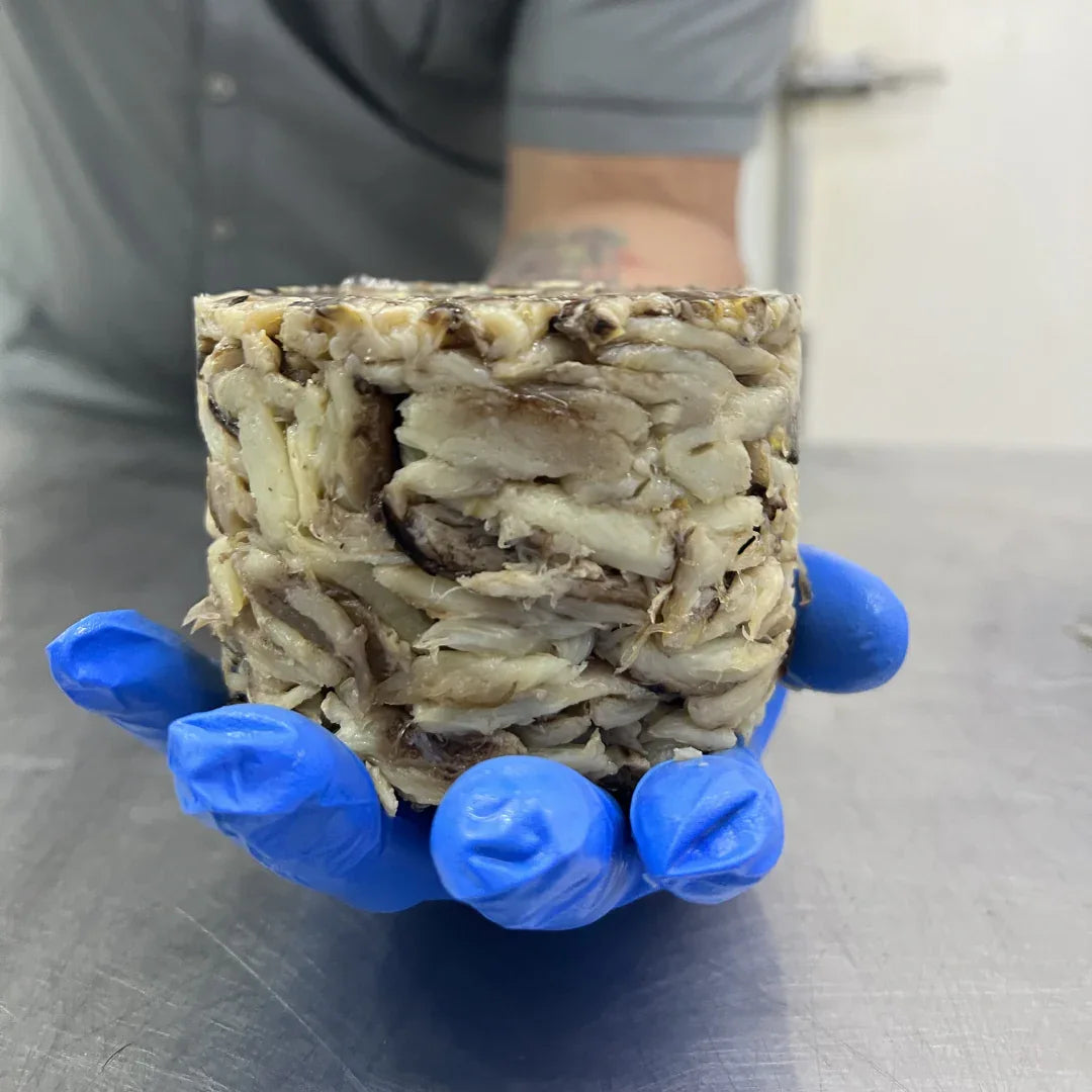 Grader's Reserve Blue Crab Super Claw | Price per 454 grams - AguaSalada.US